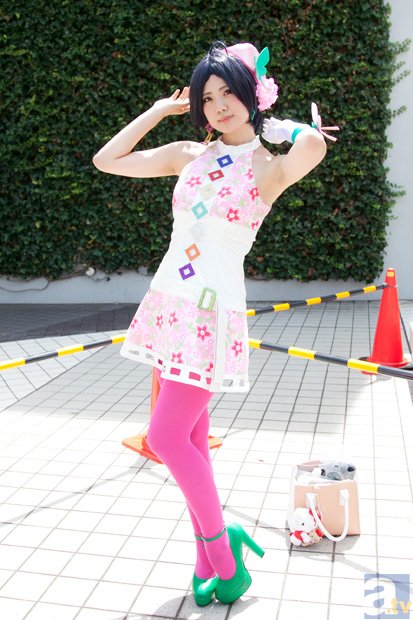 ‘完美对战平台官网下载’热身-国足7-0大胜华夏预备队 23集训国脚21人出场(图2) 完美世界平台